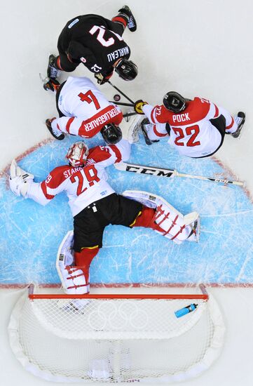2014 Winter Olympics. Ice hockey. Men. Canada vs. Austria