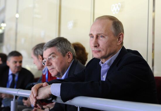 Vladimir Putin visits Russia-US ice hockey match