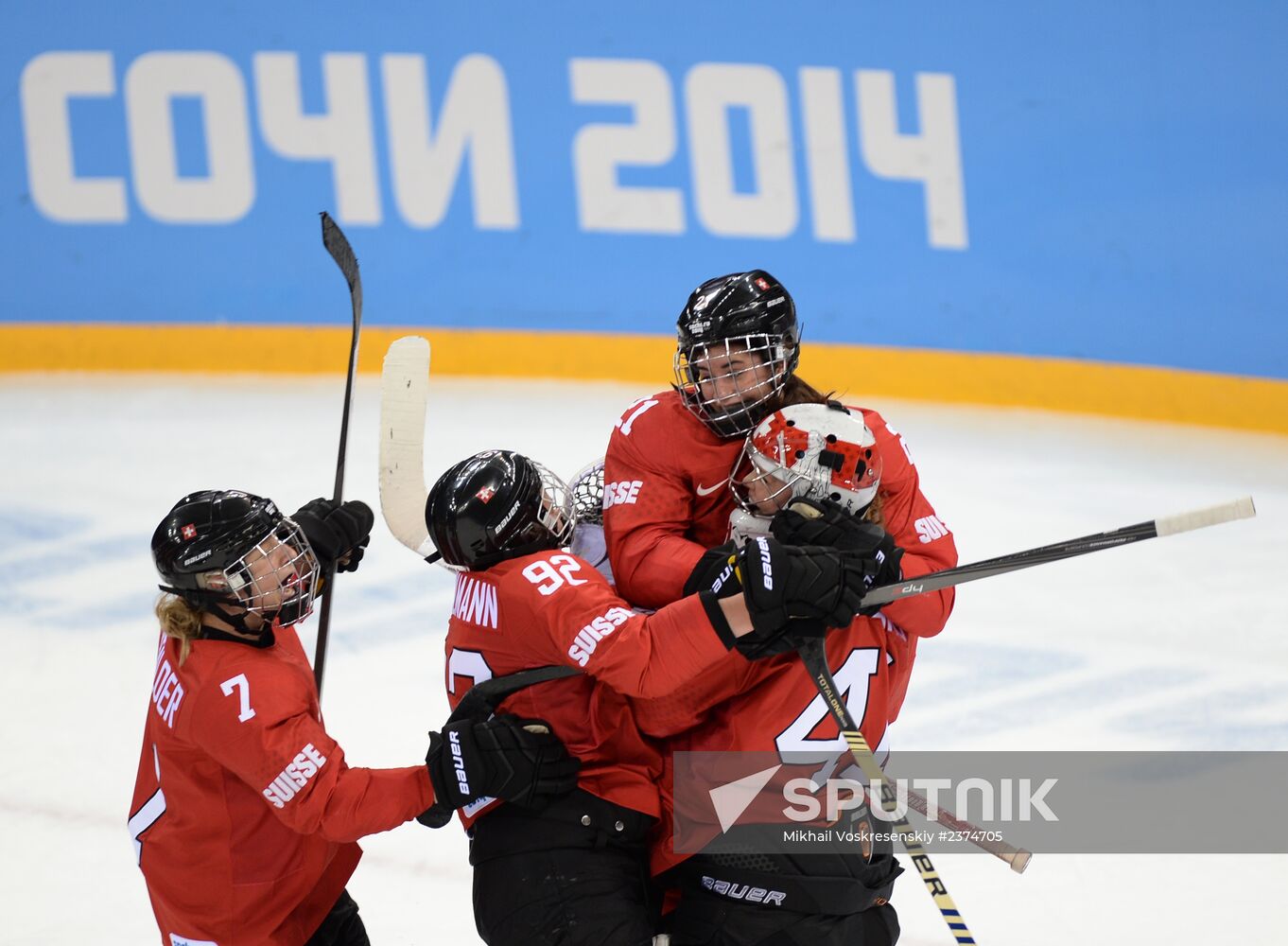 2014 Winter Olympics. Ice hockey. Women. Switzerland vs. Russia