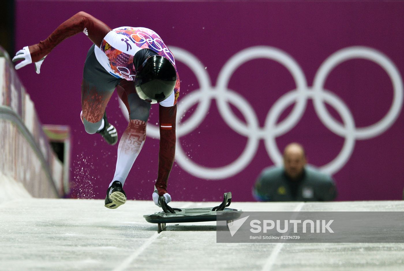 2014 Winter Olympics. Skeleton. Men. Day Two