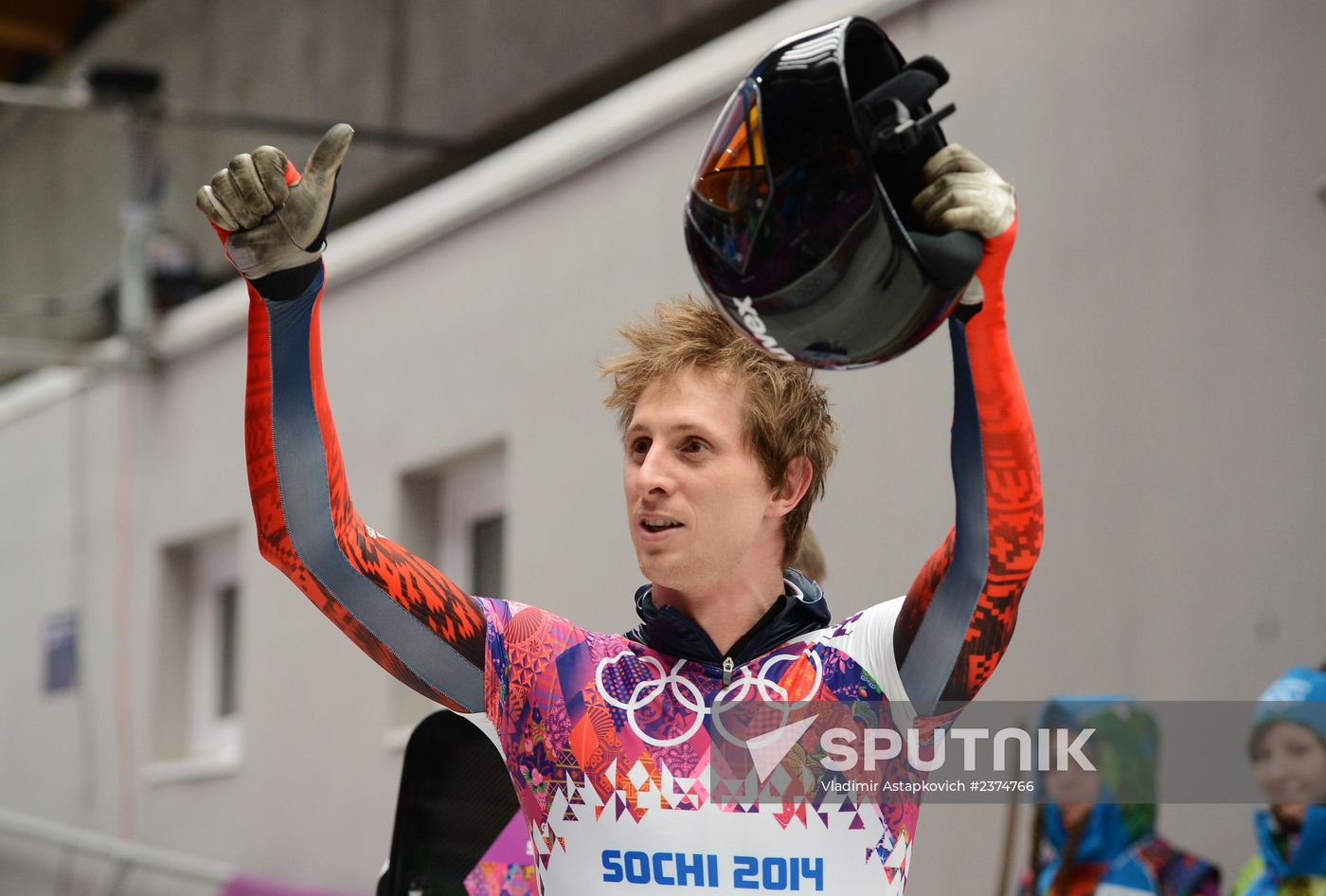 2014 Winter Olympics. Skeleton. Men. Day Two