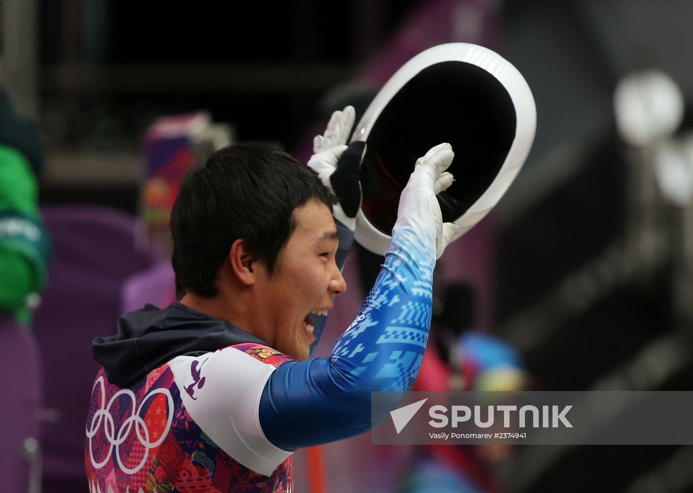 2014 Winter Olympics. Skeleton. Men. Day Two