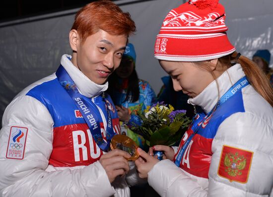 2014 Winter Olympics. Medal ceremony. Day Eight