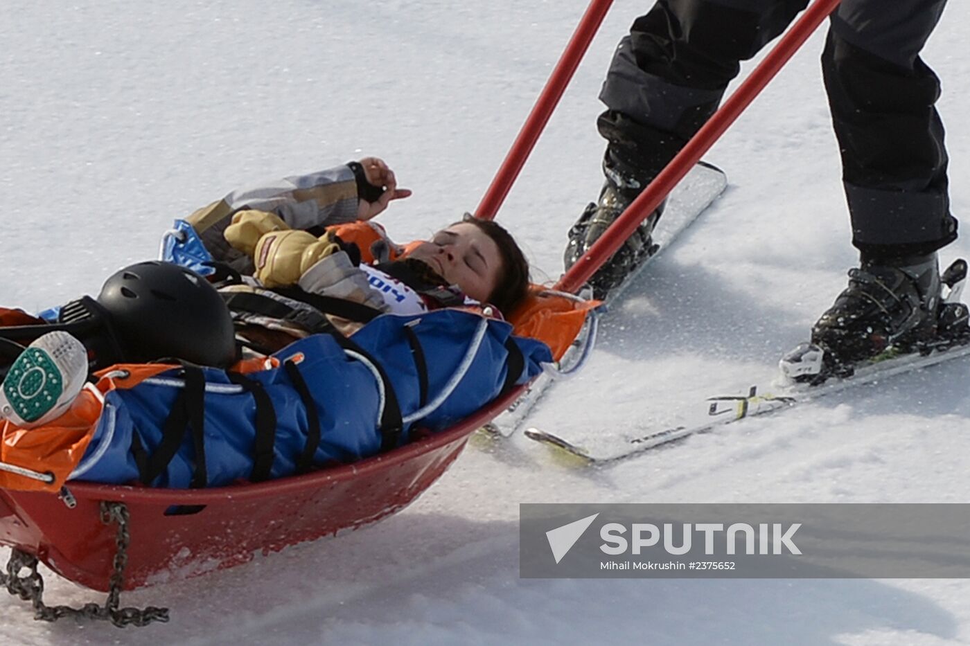 2014 Winter Olympics. Snowboarding. Women. Snowboard cross