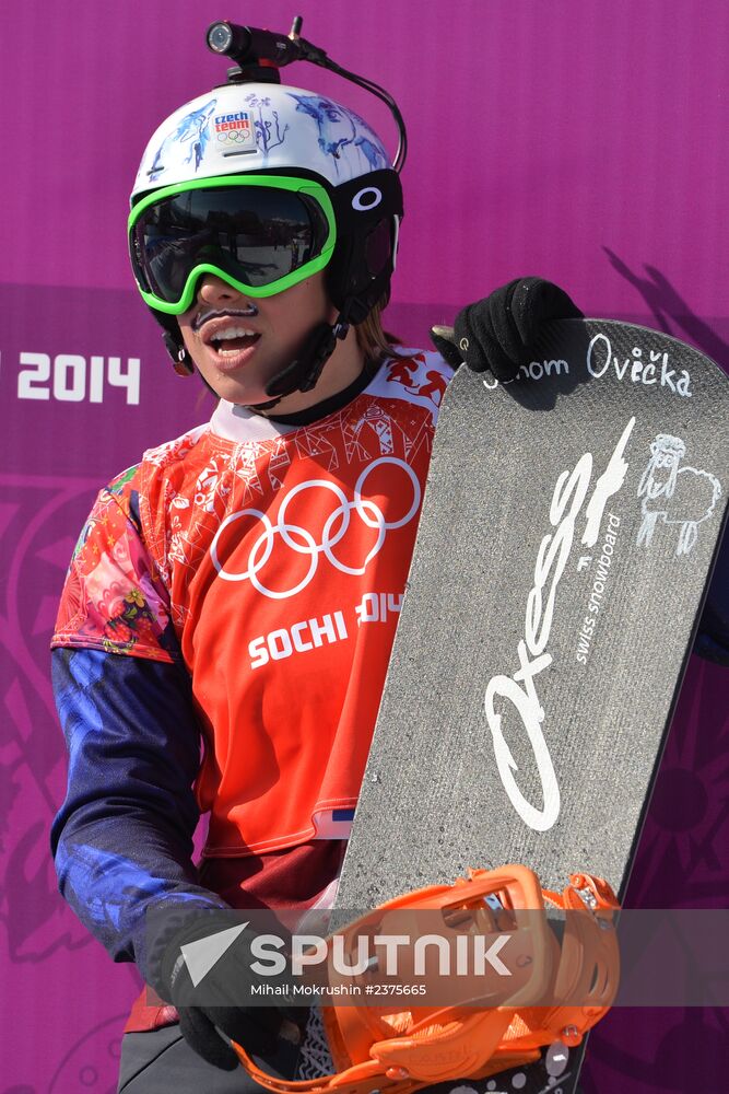 2014 Winter Olympics. Snowboarding. Women. Snowboard cross