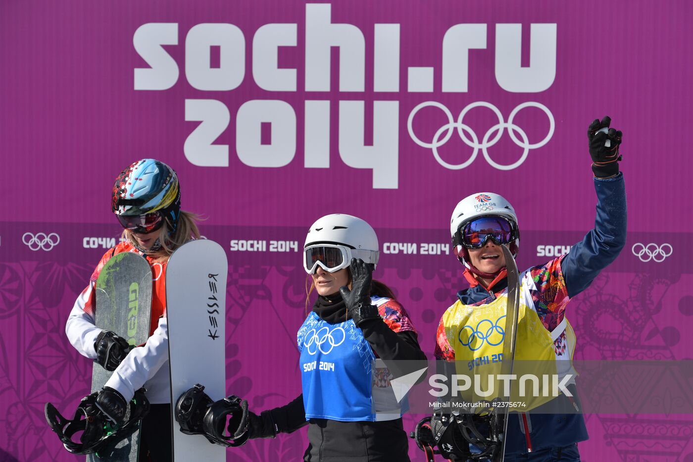 2014 Winter Olympics. Snowboarding. Women. Snowboard cross