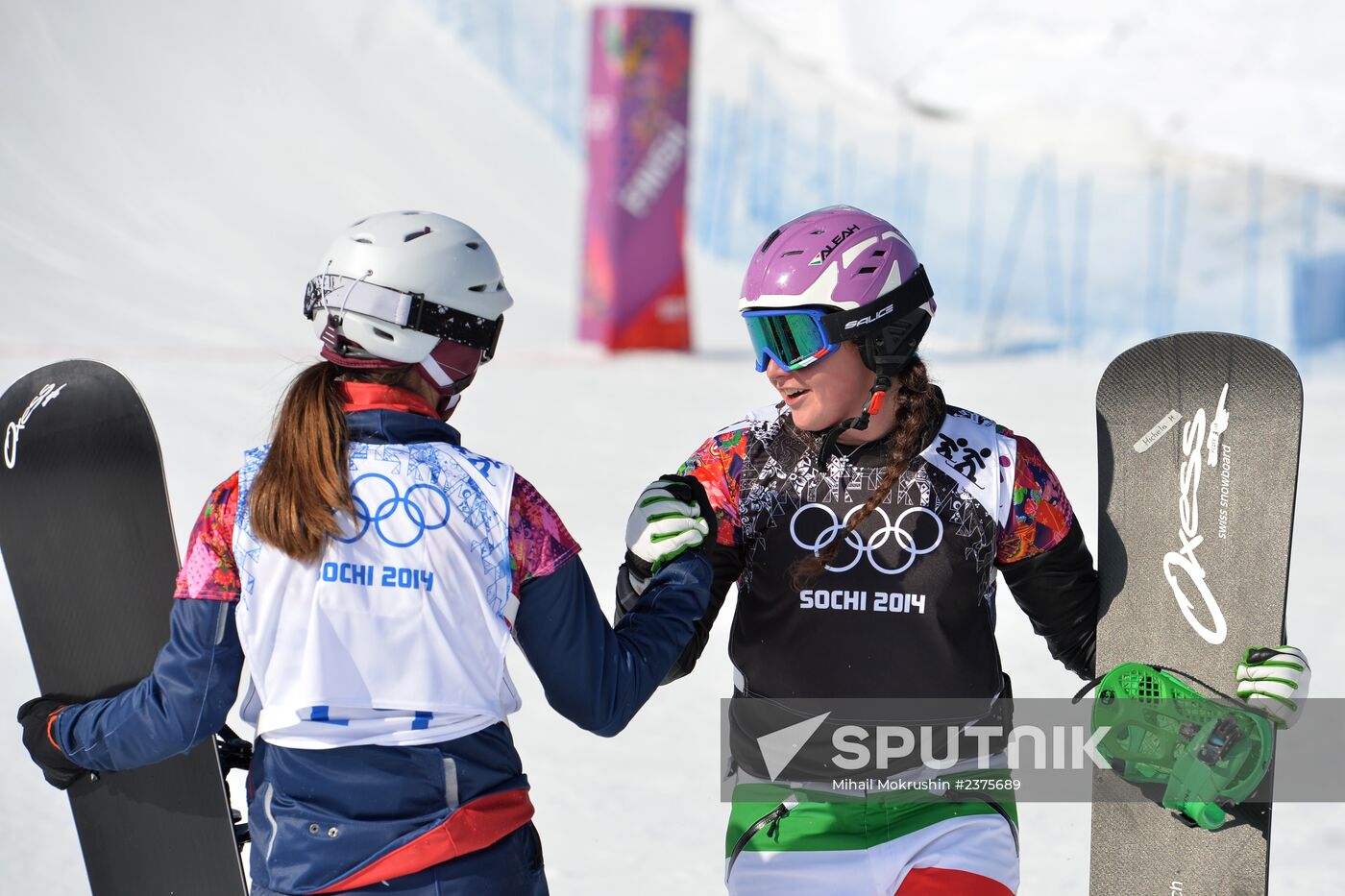 2014 Winter Olympics. Snowboarding. Women. Snowboard cross