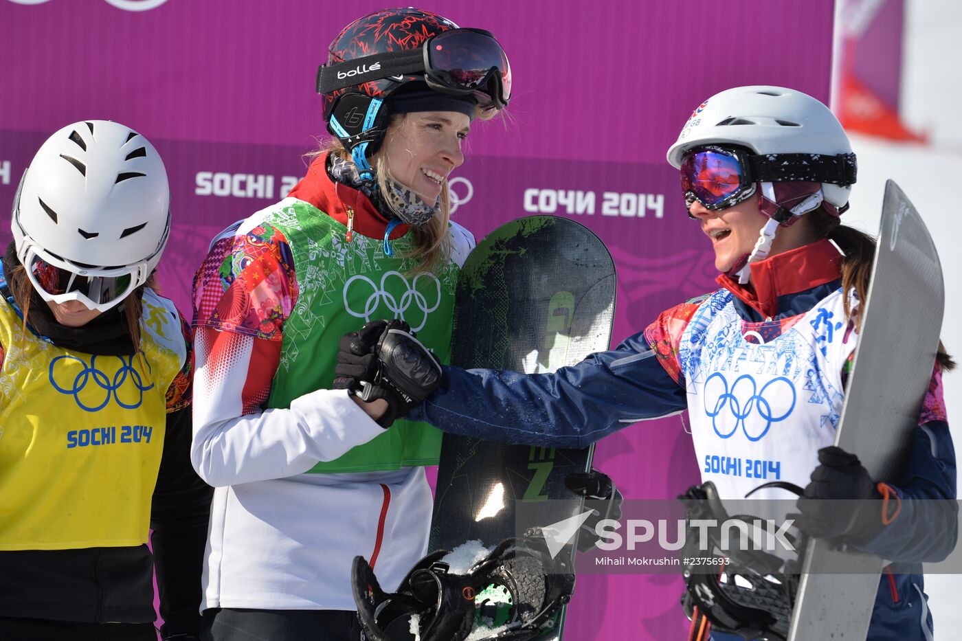 2014 Winter Olympics. Snowboarding. Women. Snowboard cross