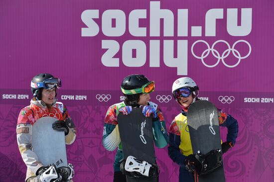 2014 Winter Olympics. Snowboarding. Women. Snowboard cross
