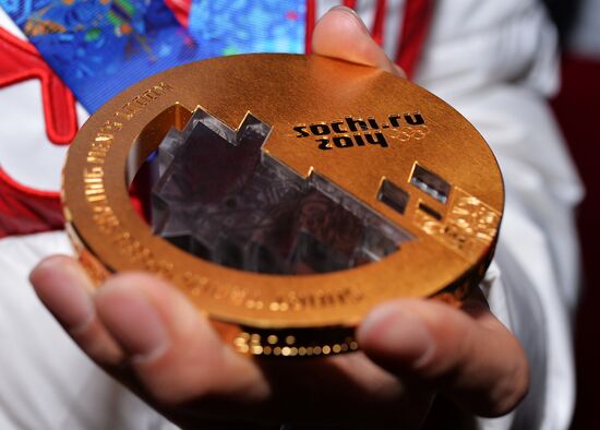 2014 Winter Olympics. Medal ceremony. Day Eight