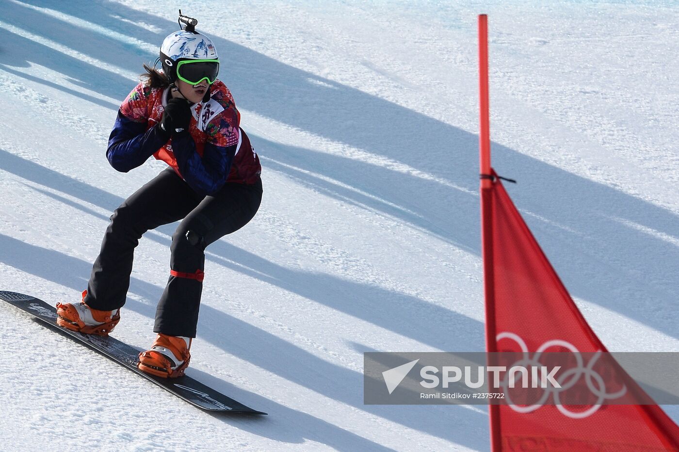 2014 Winter Olympics. Snowboarding. Women. Snowboard cross