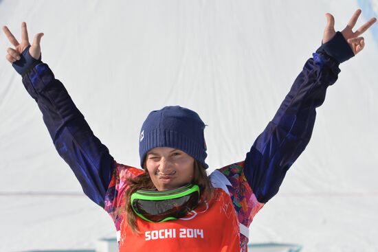2014 Winter Olympics. Snowboarding. Women. Snowboard cross