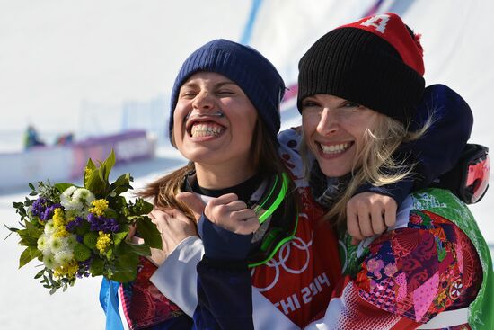 2014 Winter Olympics. Snowboarding. Women. Snowboard cross