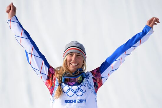 2014 Winter Olympics. Snowboarding. Women. Snowboard cross