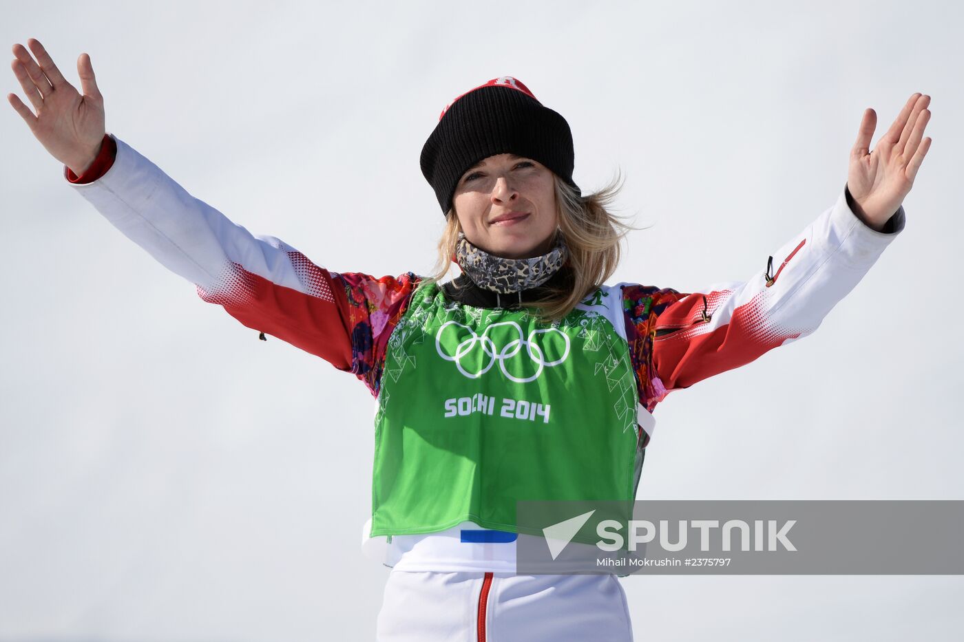 2014 Winter Olympics. Snowboarding. Women. Snowboard cross