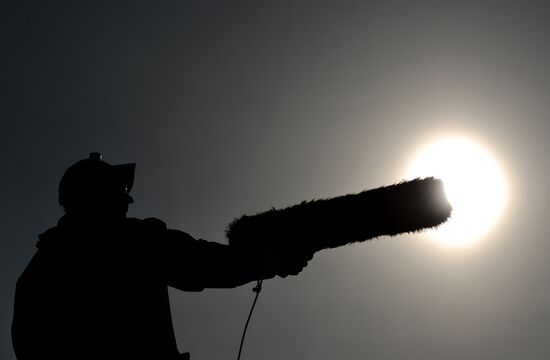 2014 Winter Olympics. Snowboarding. Women. Snowboard cross