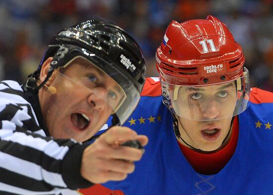 2014 Winter Olympics. Ice hockey. Men. Russia vs. Slovakia