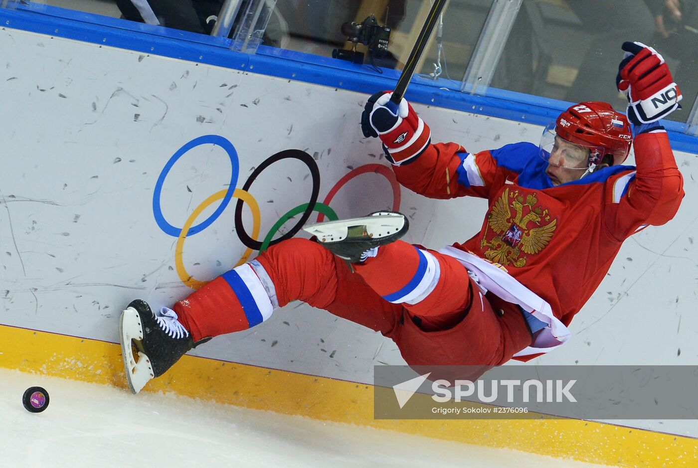 2014 Winter Olympics. Ice hockey. Men. Russia vs. Slovakia