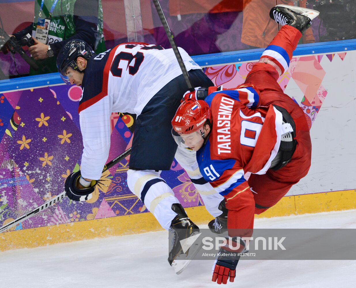 2014 Winter Olympics. Ice hockey. Men. Russia vs. Slovakia