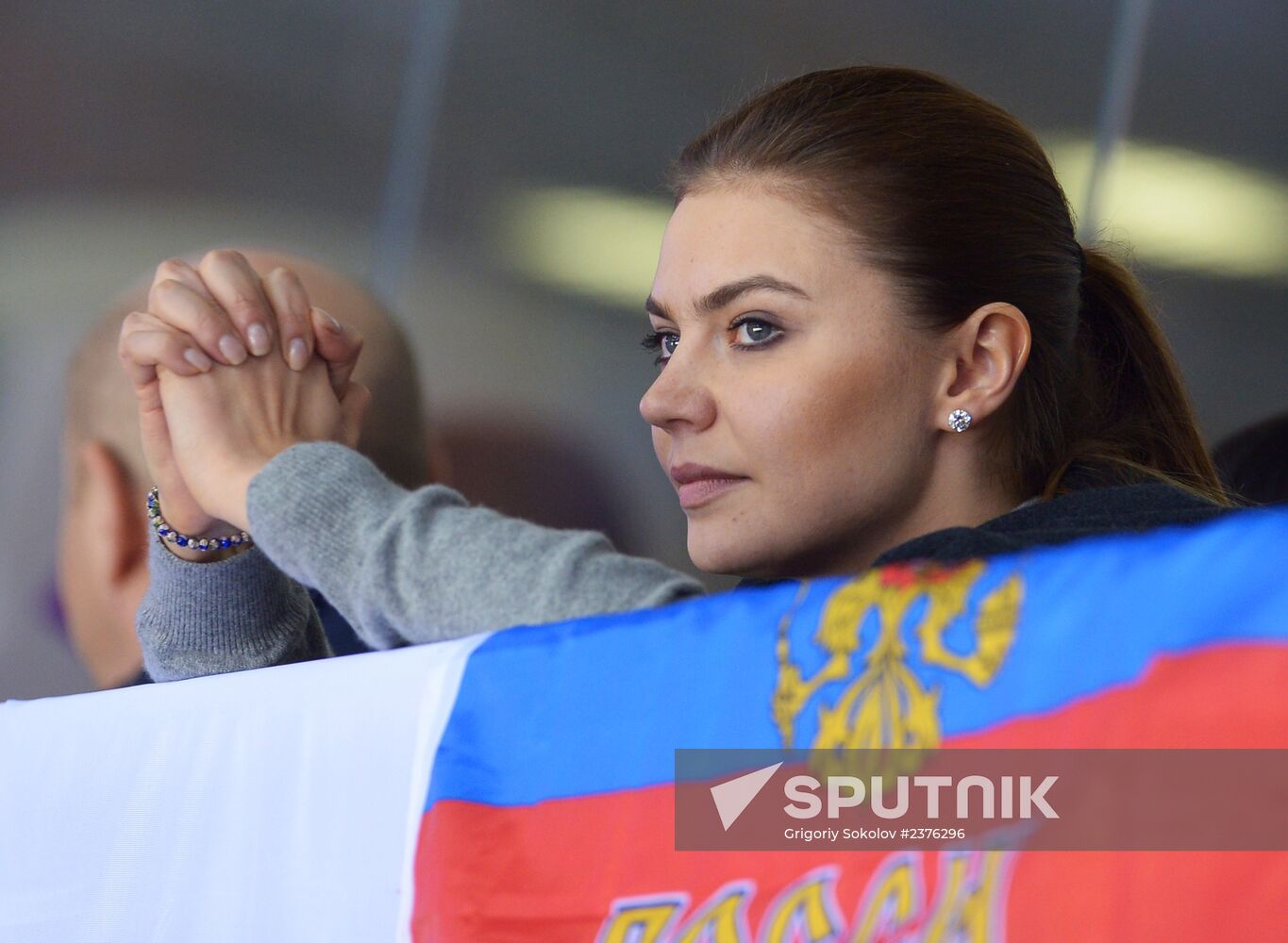 2014 Winter Olympics. Ice hockey. Men. Russia vs. SlovakiaMayor of the Olympic Village in Sochi, two-time Olympic champion in pole jumping Y