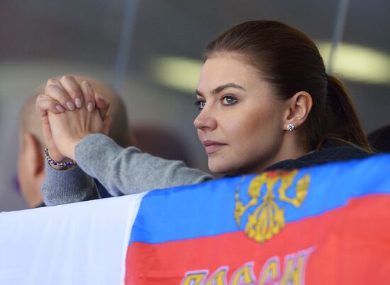 2014 Winter Olympics. Ice hockey. Men. Russia vs. SlovakiaMayor of the Olympic Village in Sochi, two-time Olympic champion in pole jumping Y