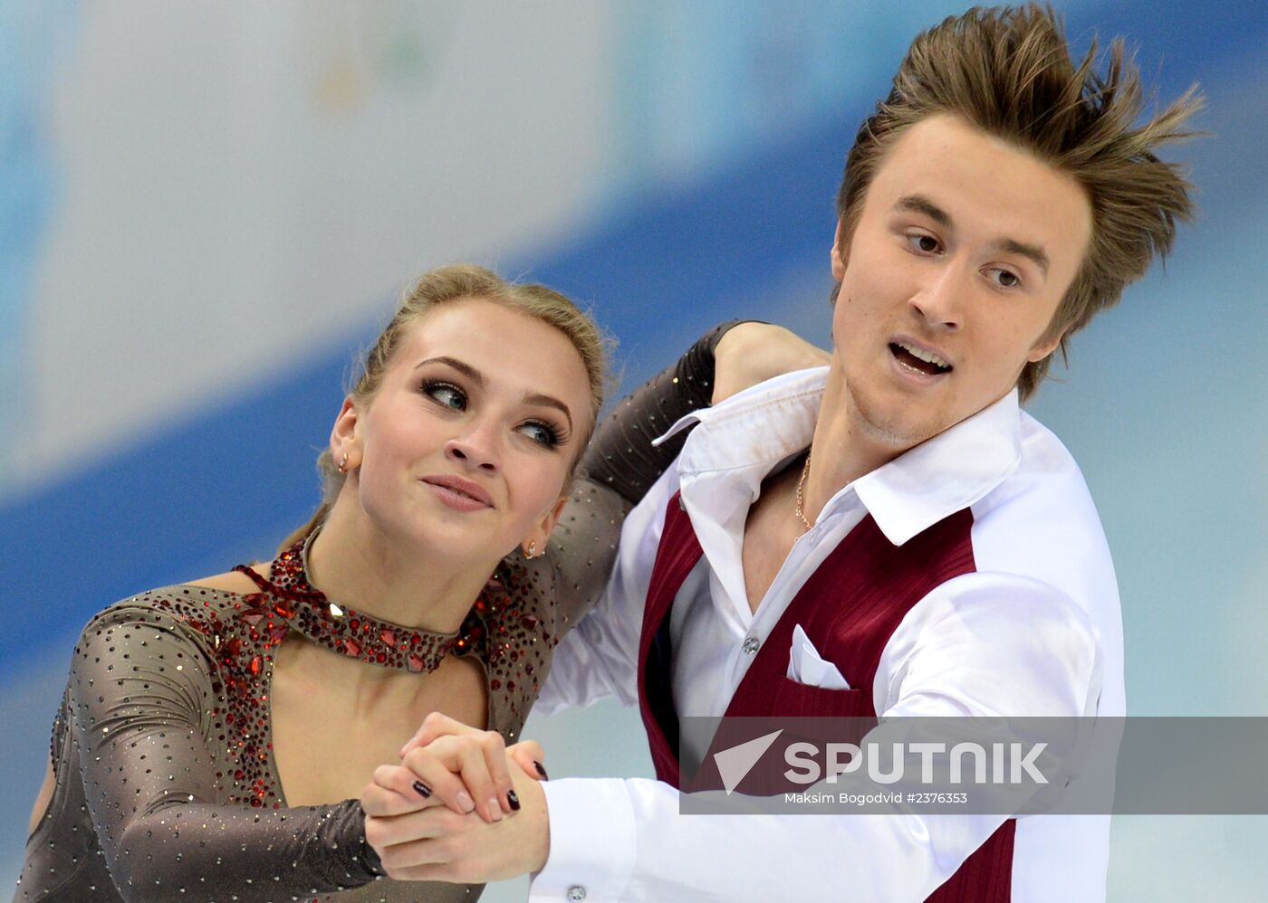 2014 Winter Olympics. Figure skating. Ice dance. Short program