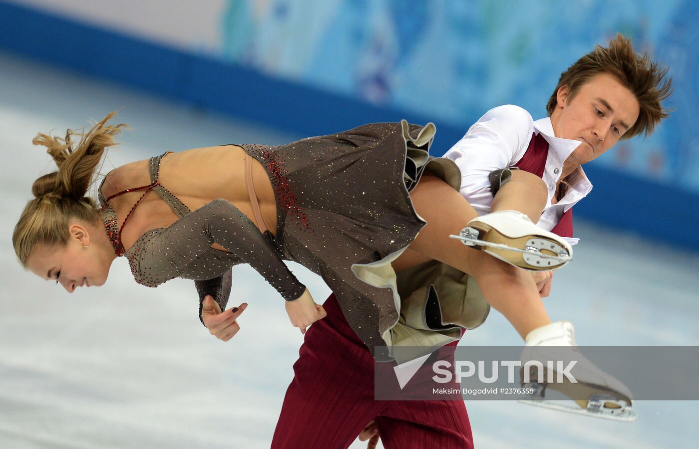 2014 Winter Olympics. Figure skating. Ice dance. Short program