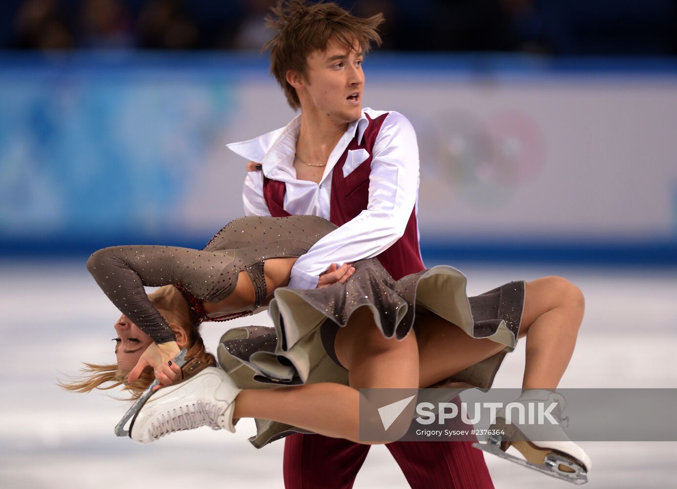 2014 Winter Olympics. Figure skating. Ice dance. Short program