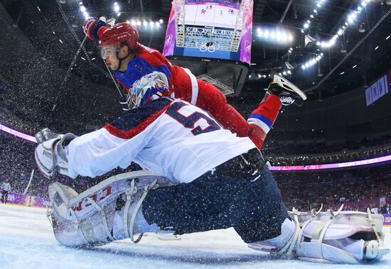 2014 Winter Olympics. Ice hockey. Men. Russia vs. Slovakia