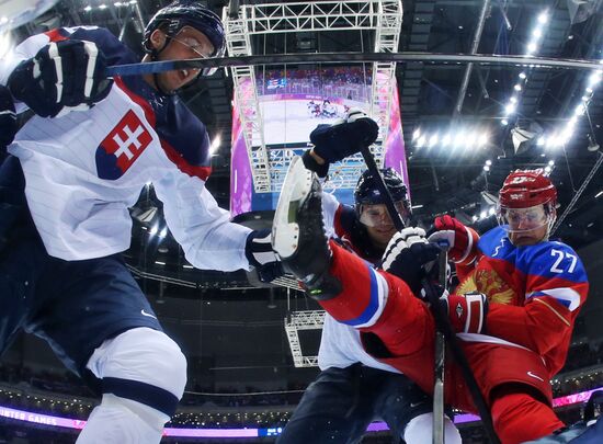 2014 Winter Olympics. Ice hockey. Men. Russia vs. Slovakia