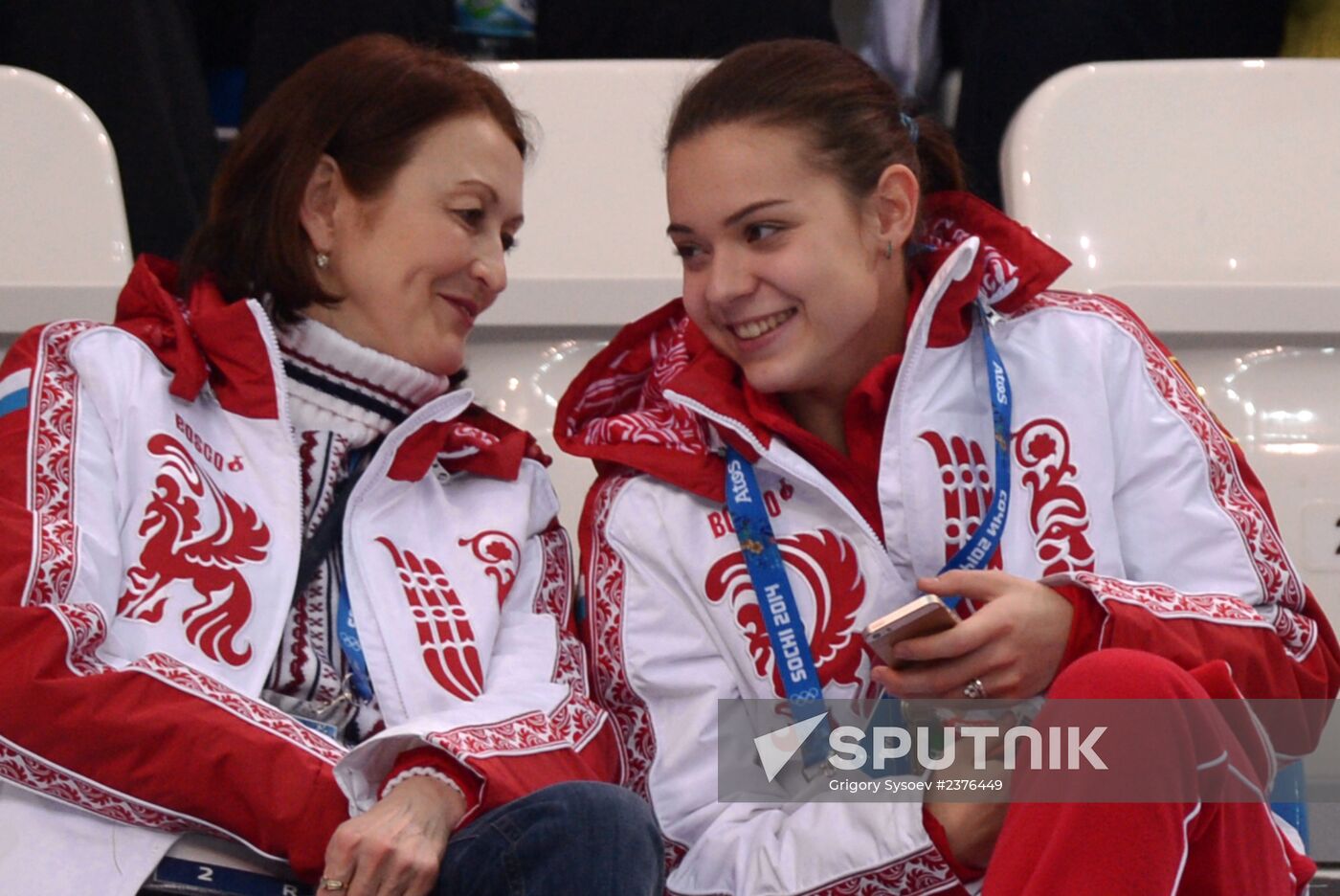 2014 Winter Olympics. Figure skating. Ice dance. Short program