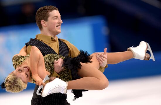 2014 Winter Olympics. Figure skating. Ice dance. Short program