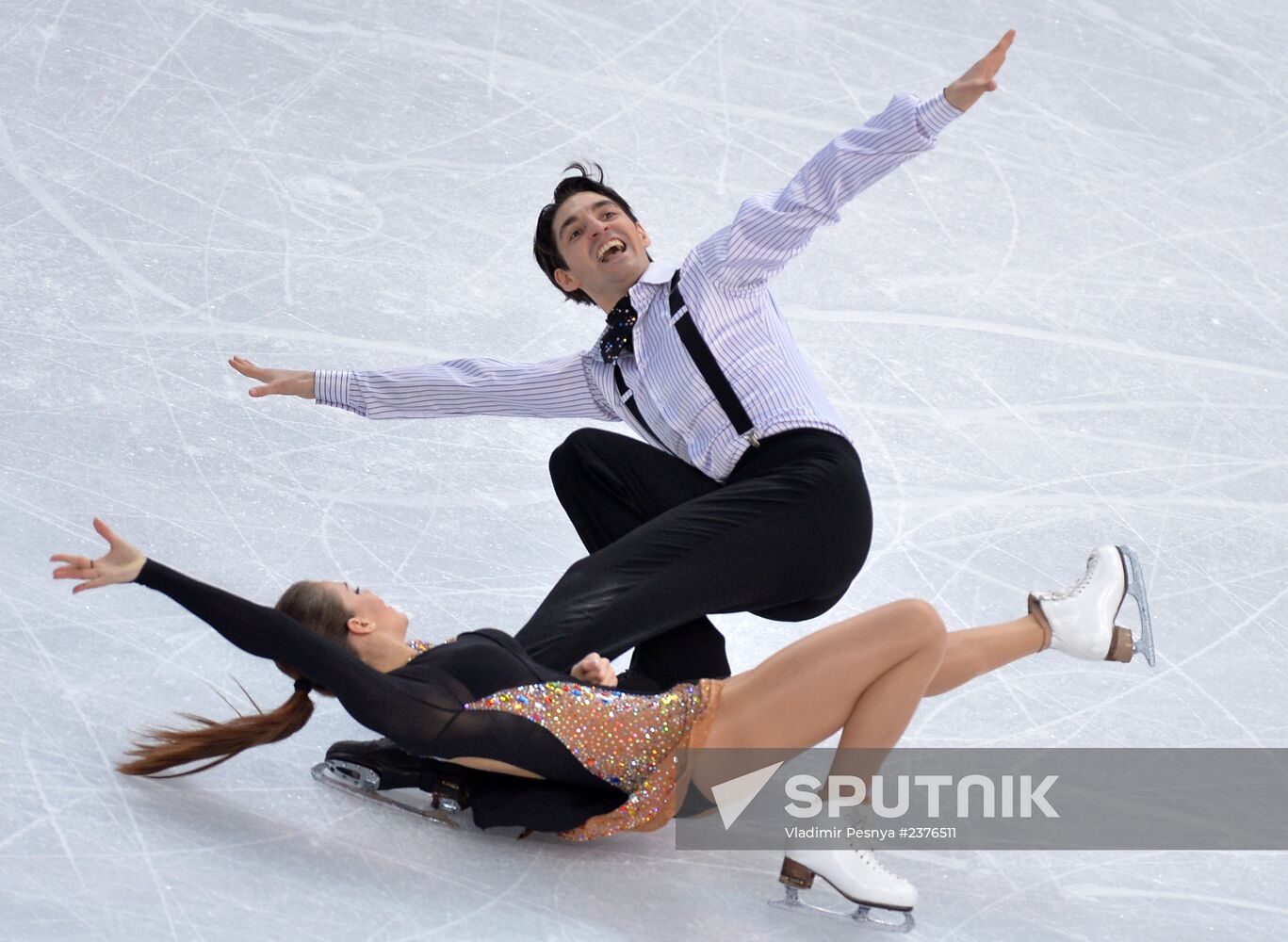 2014 Winter Olympics. Figure skating. Ice dance. Short program