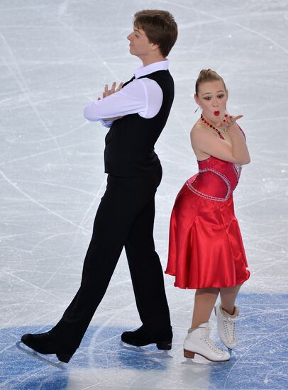 2014 Winter Olympics. Figure skating. Ice dance. Short program