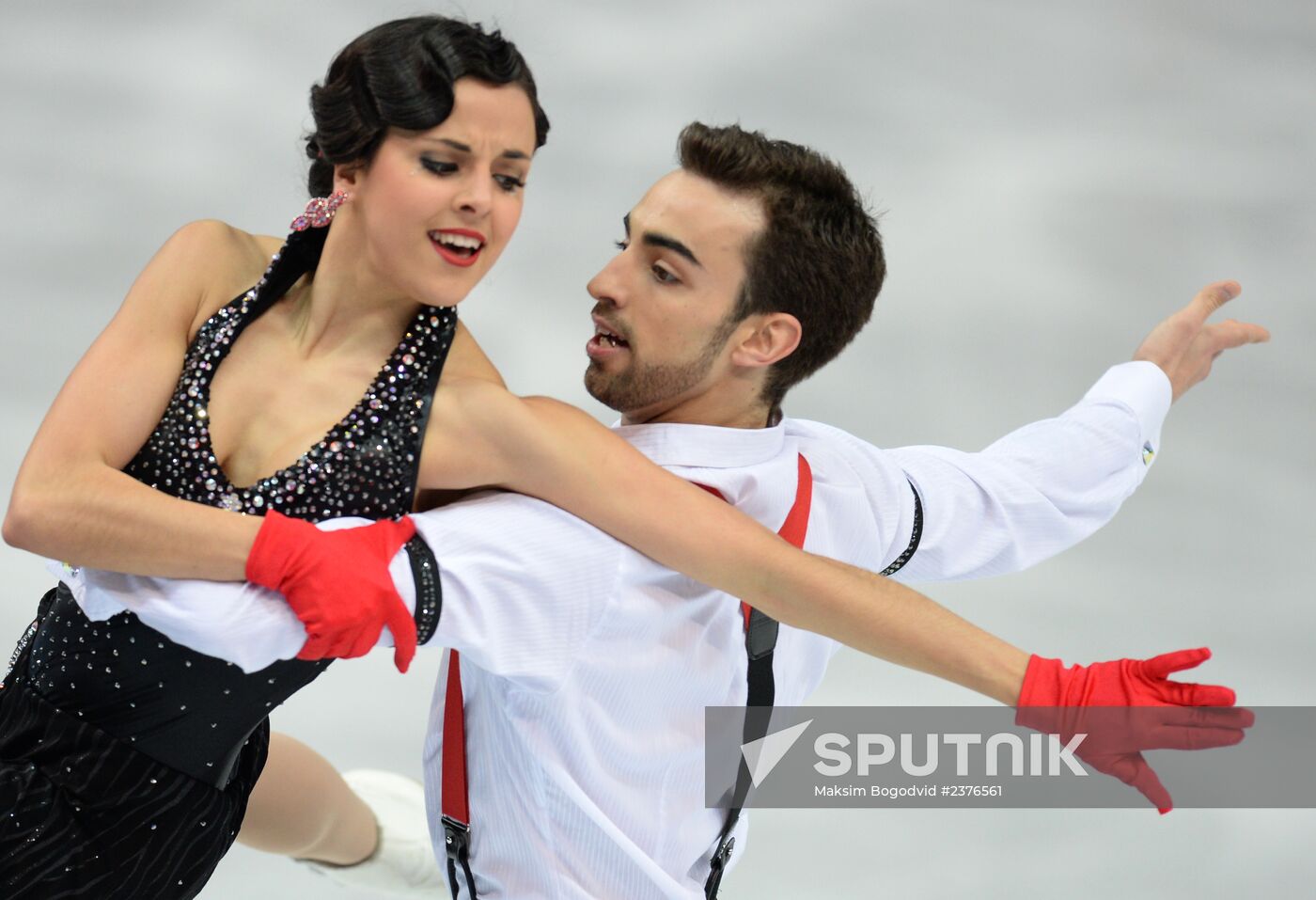 2014 Winter Olympics. Figure skating. Ice dance. Short program