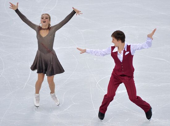 2014 Winter Olympics. Figure skating. Ice dance. Short program