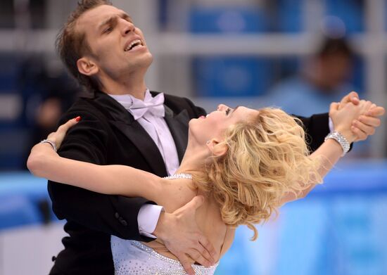 2014 Winter Olympics. Figure skating. Ice dance. Short program