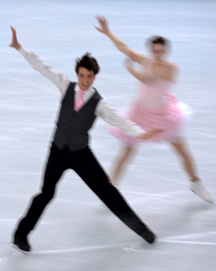 2014 Winter Olympics. Figure skating. Ice dance. Short program