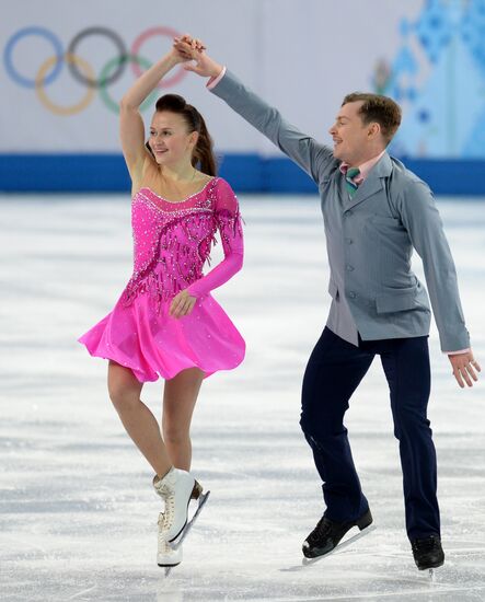 2014 Winter Olympics. Figure skating. Ice dance. Short program