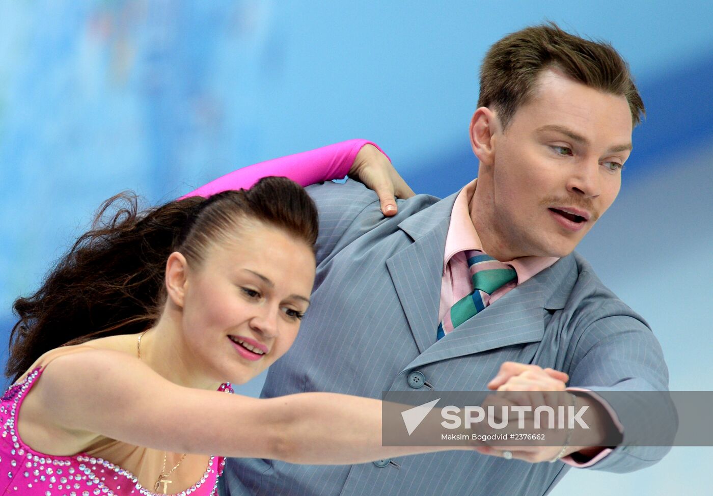 2014 Winter Olympics. Figure skating. Ice dance. Short program