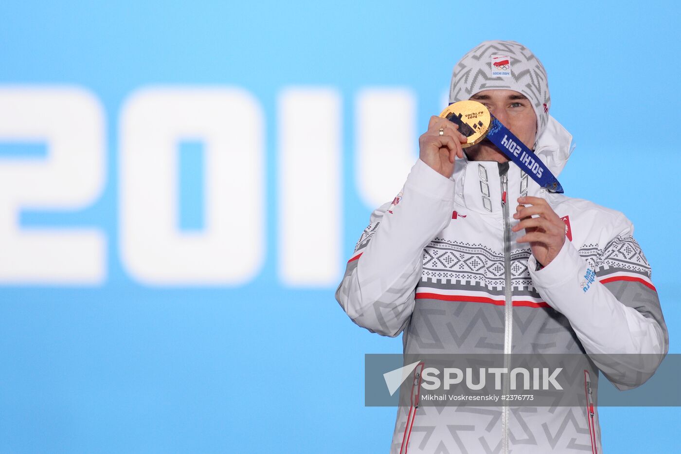 2014 Winter Olympics. Medal ceremony. Day Nine