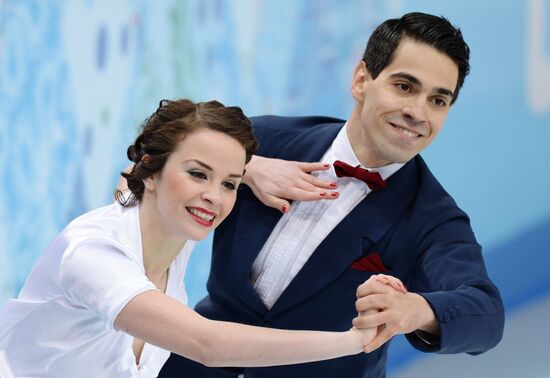 2014 Winter Olympics. Figure skating. Ice dance. Short program