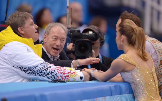 2014 Winter Olympics. Figure skating. Ice dance. Short program