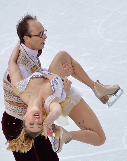 2014 Winter Olympics. Figure skating. Ice dance. Short program