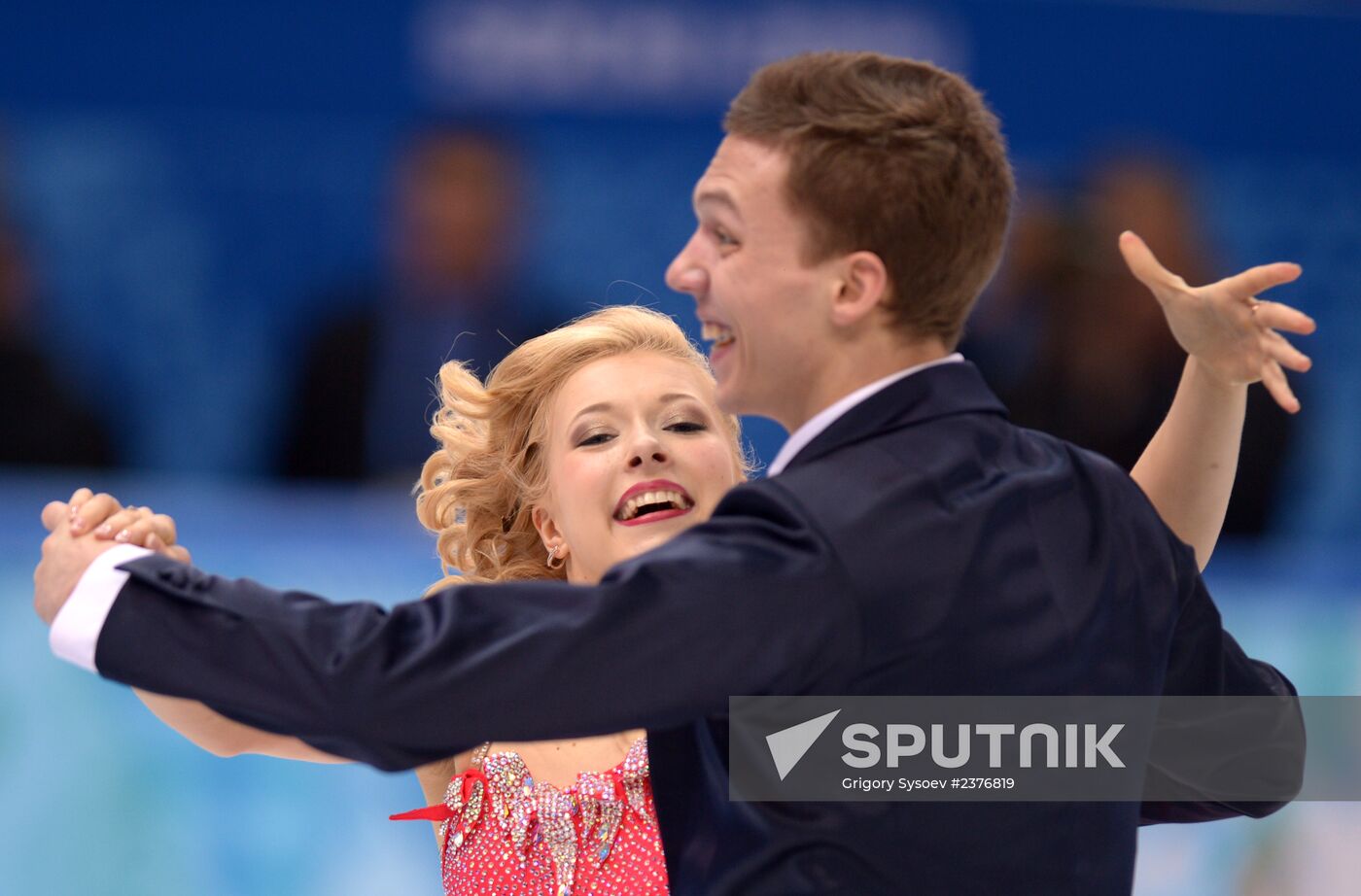 2014 Winter Olympics. Figure skating. Ice dance. Short program