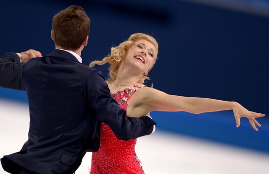 2014 Winter Olympics. Figure skating. Ice dance. Short program