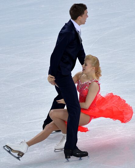 2014 Winter Olympics. Figure skating. Ice dance. Short program