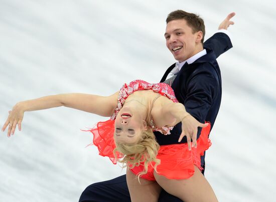 2014 Winter Olympics. Figure skating. Ice dance. Short program