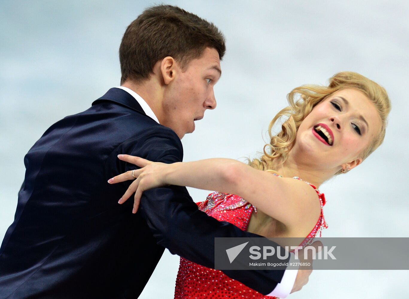 2014 Winter Olympics. Figure skating. Ice dance. Short program