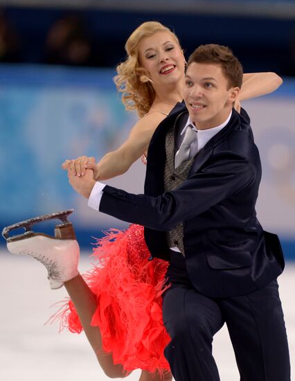 2014 Winter Olympics. Figure skating. Ice dance. Short program